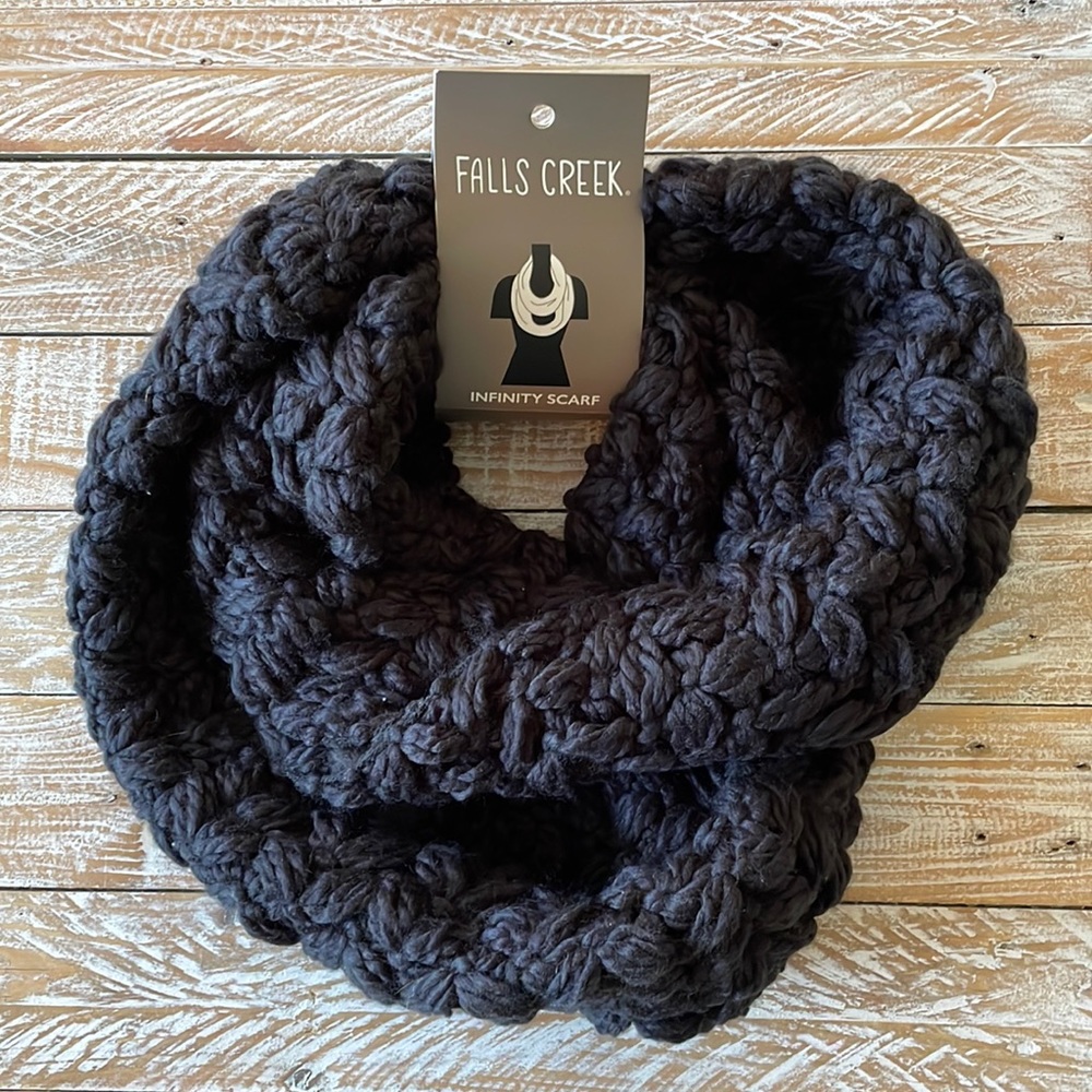 ♾🧣Falls Creek Chunky Knit Infinity Scarf🧣♾ NWT